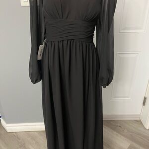 175–NWT JJs House Black Long Sleeve Gown